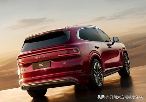 同为“8系”，预售37.68万起的极氪8X和问界M8，到底该么选？